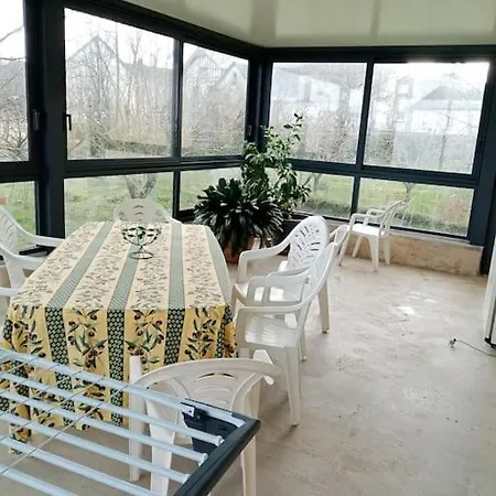 Maison De Famille Prázdninový dům